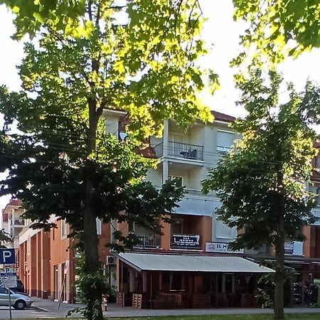Premium Apartman Hajdúszoboszló 外观 照片